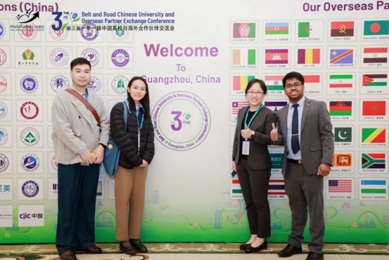 baih04_687541.png baih04_687541.png